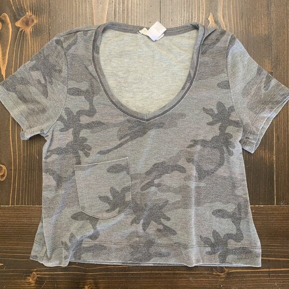 Altar'd State Tops - Altar’d State Crop Softest Tee, Size Small,Roomy Fit, V Neck, Gray Camo Print